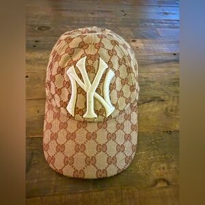 Used cap in very good condition